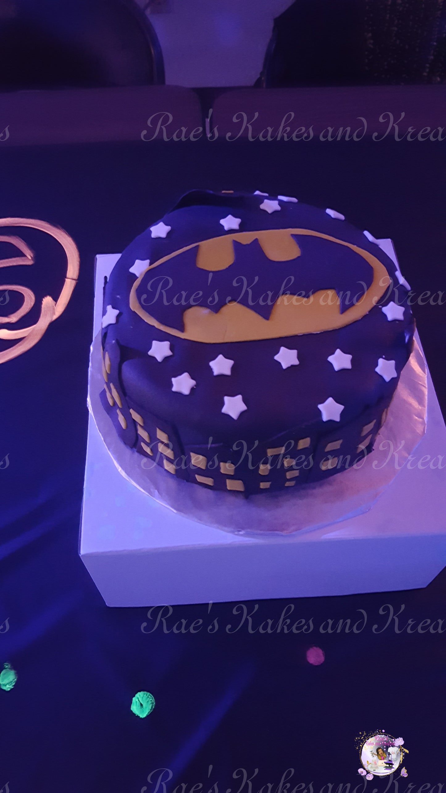 Character Theme Round Cakes